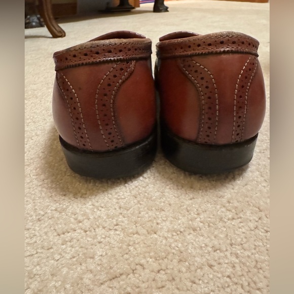 Allen Edmonds Bridgeton Chili Tassle Loafer With Kiltie & Brogue 10 1/2 main image 5